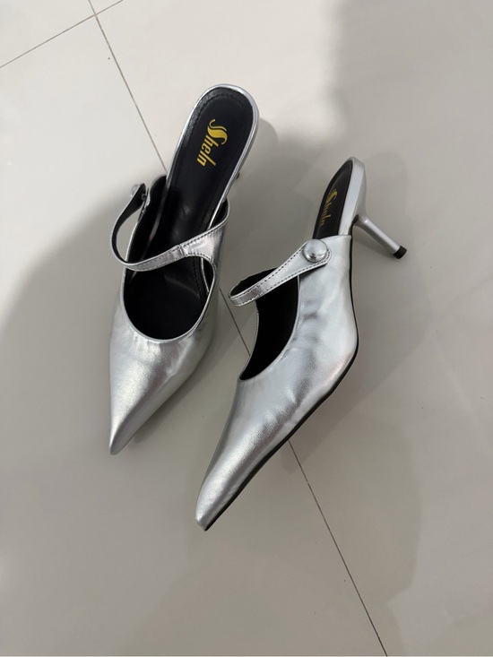 SHEIN Shoes - SHEIN Metallic Silver Pointed Mary Jane Kitten Heels